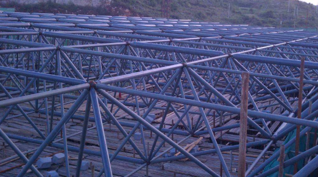 盘锦概述网架加工中对钢材的质量的过细恳求